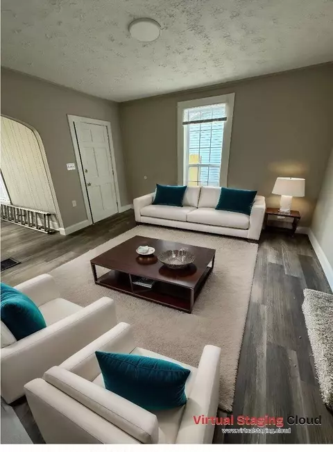 231 E Ohio St, Circleville, OH 43113 photo 8
