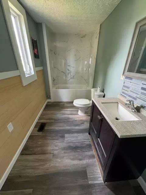 231 E Ohio St, Circleville, OH 43113 photo 25