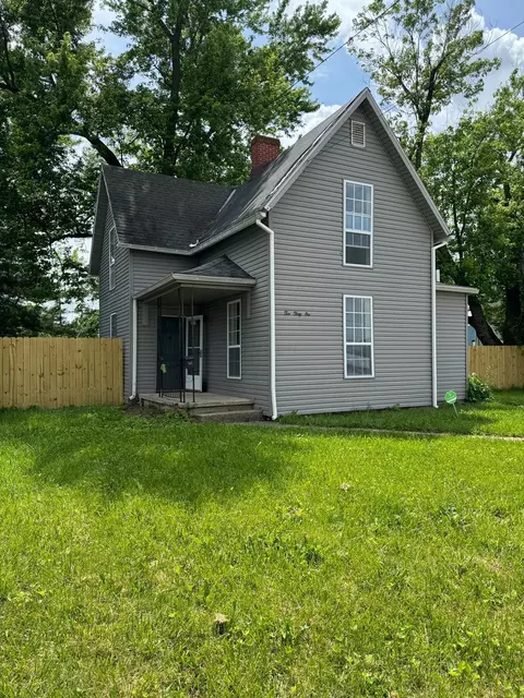 231 E Ohio St, Circleville, OH 43113