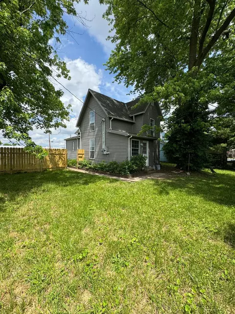 231 E Ohio St, Circleville, OH 43113 photo 6