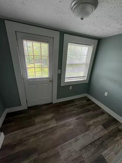231 E Ohio St, Circleville, OH 43113 photo 27
