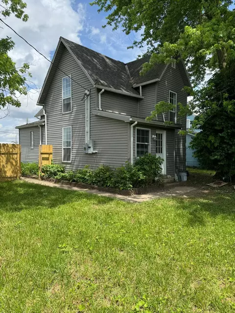 231 E Ohio St, Circleville, OH 43113 photo 5