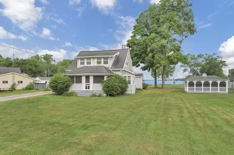 13515 Shell Beach Rd NE, Thornville, OH 43076