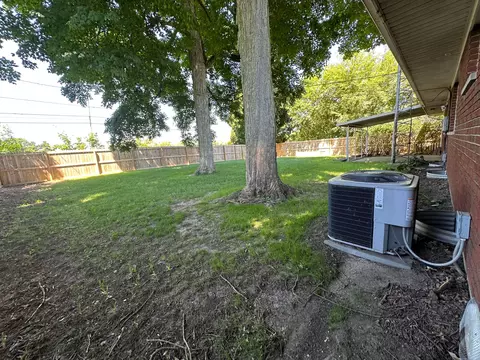 1734 Thomas Dr, Springfield, OH 45503 photo 4