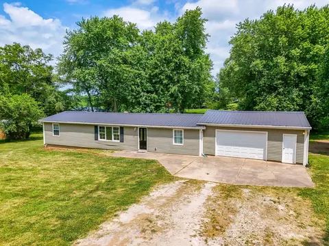 336 Amanda Northern Rd SW, Lancaster, OH 43130
