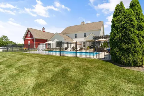 7902 Steitz Rd, Powell, OH 43065