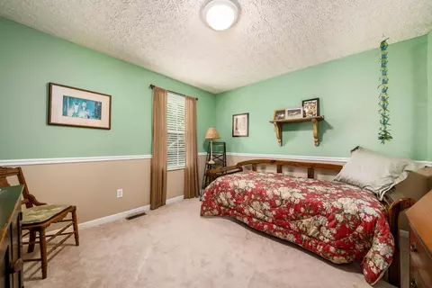 Bedroom - 160 Beech Dr, Delaware, OH 43015 photo 5 of 6