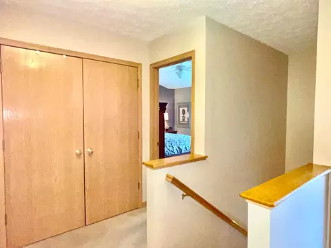 Entry Way - 134 Beech Ct, Delaware, OH 43015 photo 5 of 10