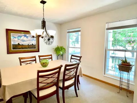 Dining - 134 Beech Ct, Delaware, OH 43015 photo 1 of 4