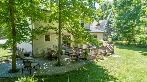 Exterior - 134 Beech Ct, Delaware, OH 43015 photo 2 of 14
