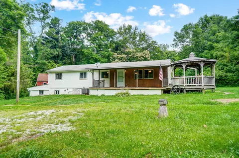 7586 Concord Rd, Alexandria, OH 43001