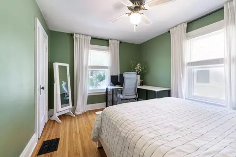 Bedroom - 54 E Longview Ave, Columbus, OH 43202 photo 2 of 6