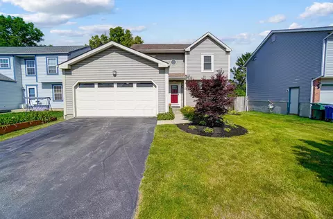 2951 Blue Moon Dr, Columbus, OH 43232