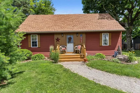 282 Gunn St, North Lewisburg, OH 43060