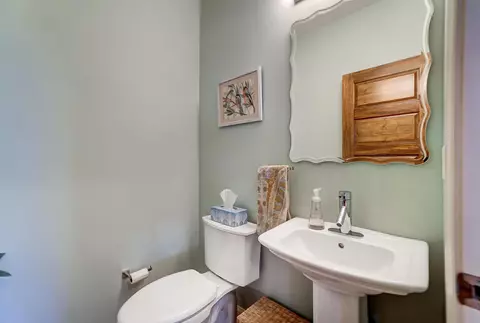 Bath - 2523 Wildflower Dr, Springfield, OH 45504 photo 6 of 12