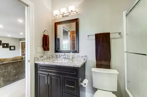 Bath - 2523 Wildflower Dr, Springfield, OH 45504 photo 11 of 12