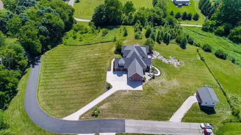 View/Area - 2523 Wildflower Dr, Springfield, OH 45504 photo 2 of 3