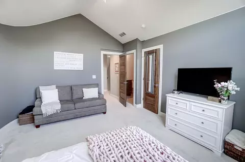 Bedroom - 2523 Wildflower Dr, Springfield, OH 45504 photo 7 of 10