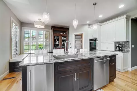 Kitchen - 2523 Wildflower Dr, Springfield, OH 45504 photo 6 of 11