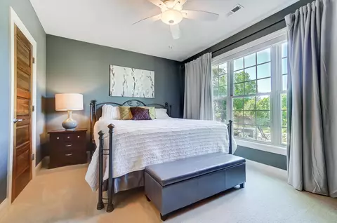 Bedroom - 2523 Wildflower Dr, Springfield, OH 45504 photo 9 of 10