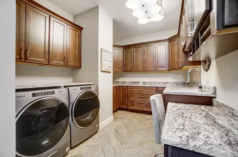 Other - 2523 Wildflower Dr, Springfield, OH 45504 photo 7 of 43