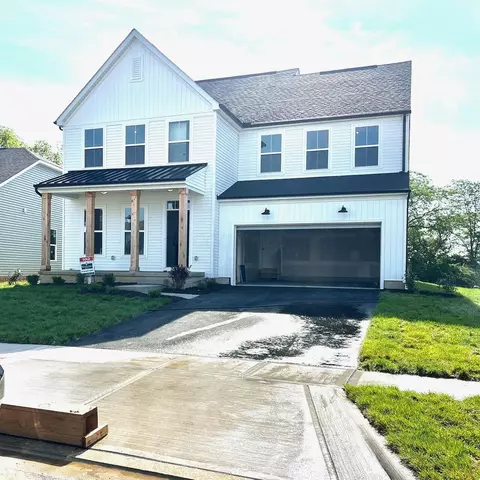 40 Chambers Bay Rd, Commercial Point, OH 43116