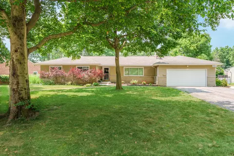 3821 Walhaven Rd, Columbus, OH 43220