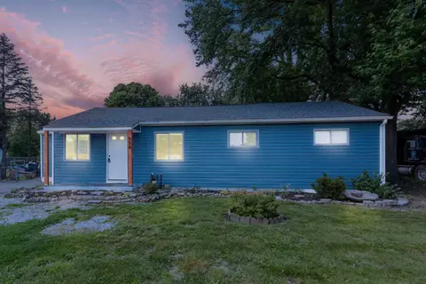 558 Stockbridge Rd, Columbus, OH 43207