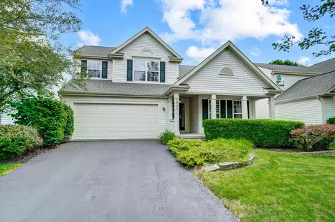 5957 Blaverly Dr, New Albany, OH 43054