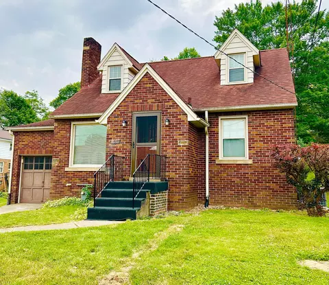 101 W 1st St, Minerva, OH 44657