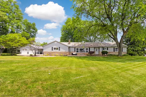 356 S Main St, Johnstown, OH 43031