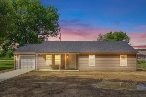 2037 Linton Rd, Logan, OH 43138