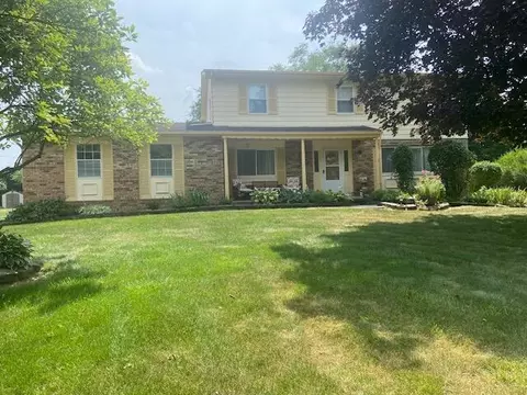 4071 Chancellor Dr, Grove City, OH 43123