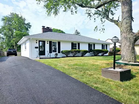 2581 Floribunda Dr, Columbus, OH 43209