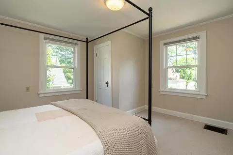 Bedroom - 325 E Longview Ave, Columbus, OH 43202 photo 5 of 7