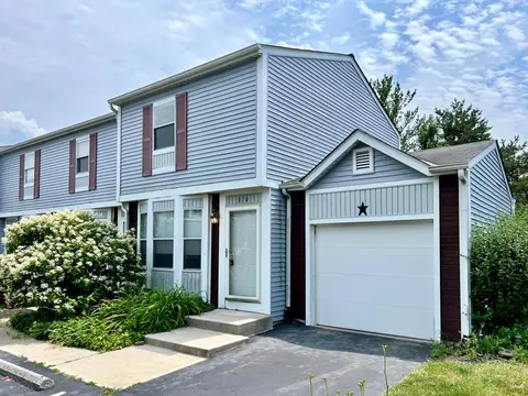 970 Worthington Woods Blvd #13, Columbus, OH 43085