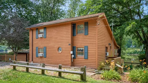 10199 S River Rd, Mcconnelsville, OH 43756