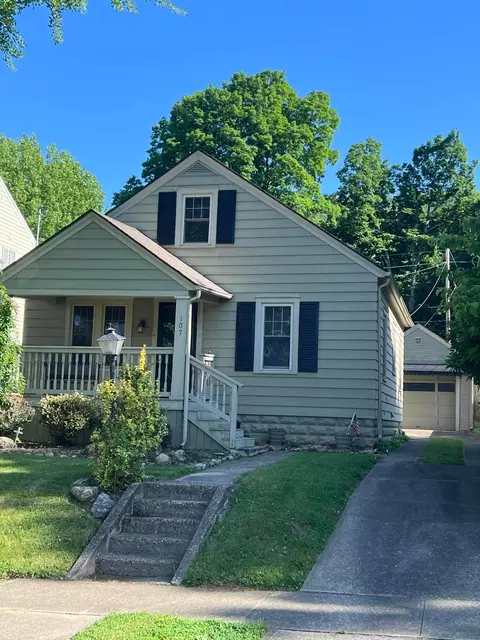 107 Marks Ave, Lancaster, OH 43130