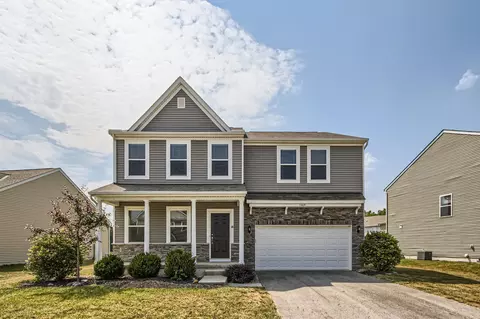 1369 Twelve Oaks Ct, Blacklick, OH 43004