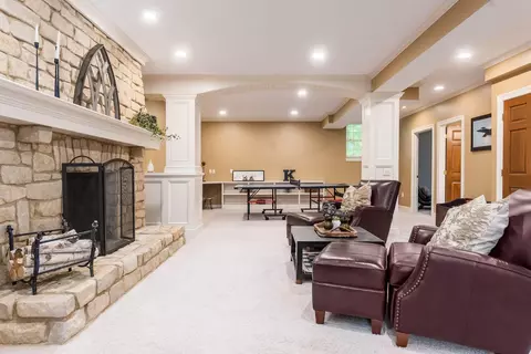 Living - 8165 Deep Run, Powell, OH 43065 photo 1 of 4