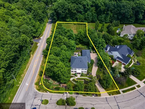 View/Area - 8165 Deep Run, Powell, OH 43065 photo 2 of 3