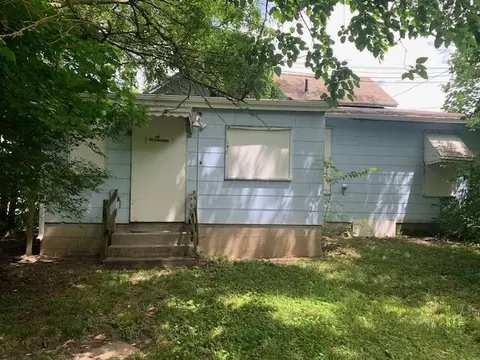 Exterior - 1319 Clay St, Springfield, OH 45505 photo 4 of 6