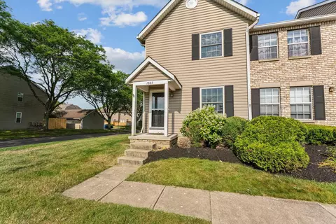 7883 Thornfield Ln #52, Columbus, OH 43235