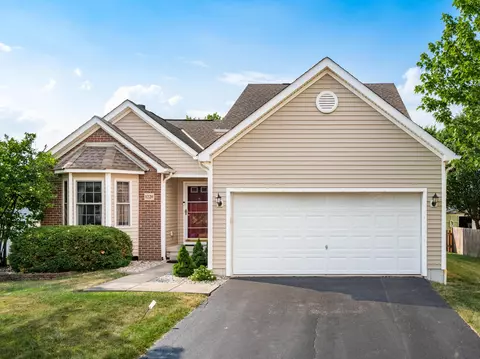 1220 Sassafras Ln, Marysville, OH 43040