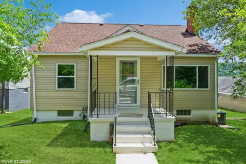 3540 Leona Ave, Shadyside, OH 43947