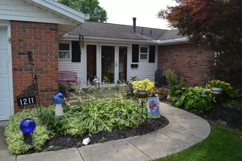 1211 Imperial Blvd, Springfield, OH 45503 photo 5
