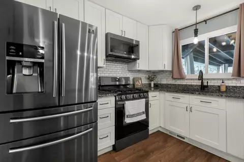 Kitchen - 1920 Ormond Ave, Columbus, OH 43224 photo 2 of 3