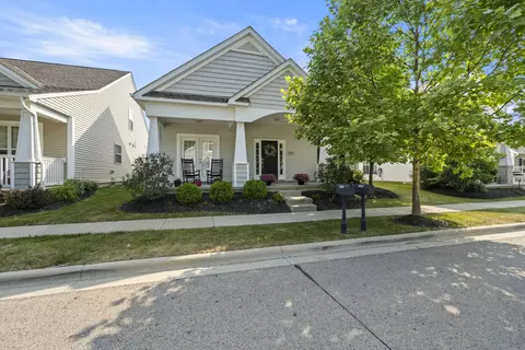 5023 Wadkins Dr, Grove City, OH 43123
