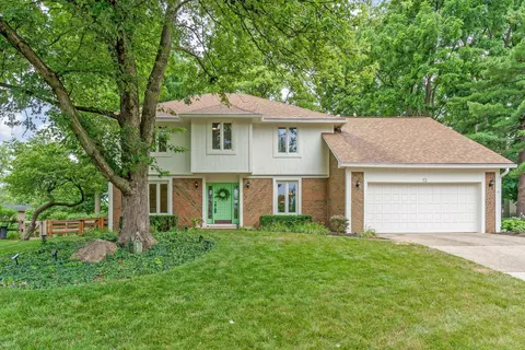 72 Spring Creek Dr, Westerville, OH 43081