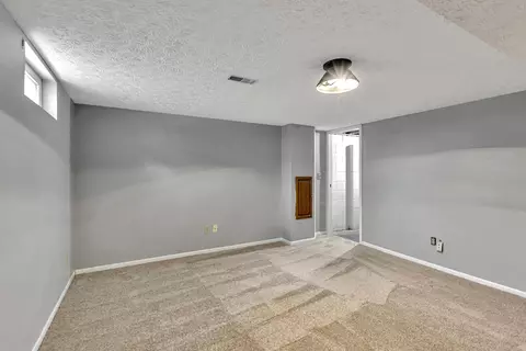 5899 Baytree Dr, Galloway, OH 43119 photo 38